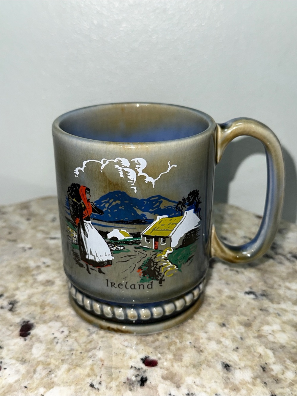 Vintage 1960’s WADE Irish Porcelain Scenic Ireland Village Coffee Mug 12 oz